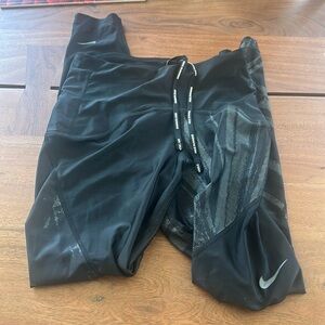 Nike leggings